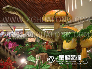 animatronic dinsoaur