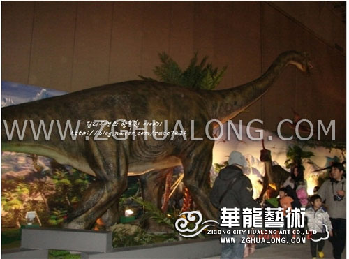 Animatronic dinosaur park