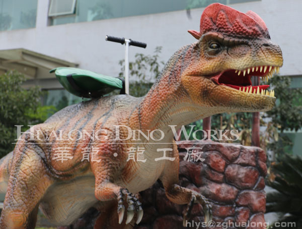 华龙艺术儿童娱乐骑乘恐龙