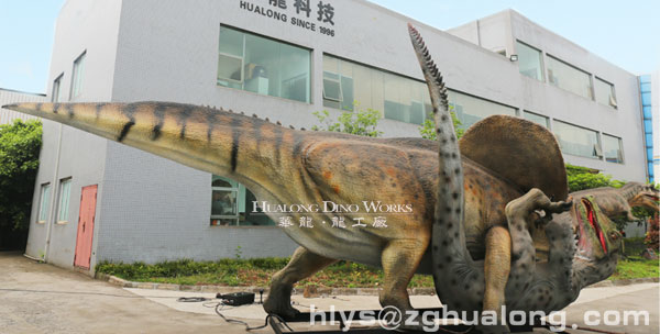 华龙艺术户外大型仿真恐龙摆件