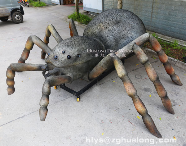 华龙艺术栩栩如生的仿真蜘蛛