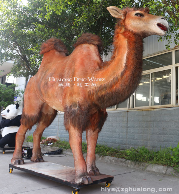 华龙艺术做工精湛仿真骆驼模型