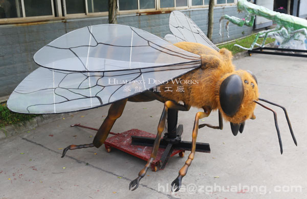 华龙艺术效果逼真的仿真蜜蜂