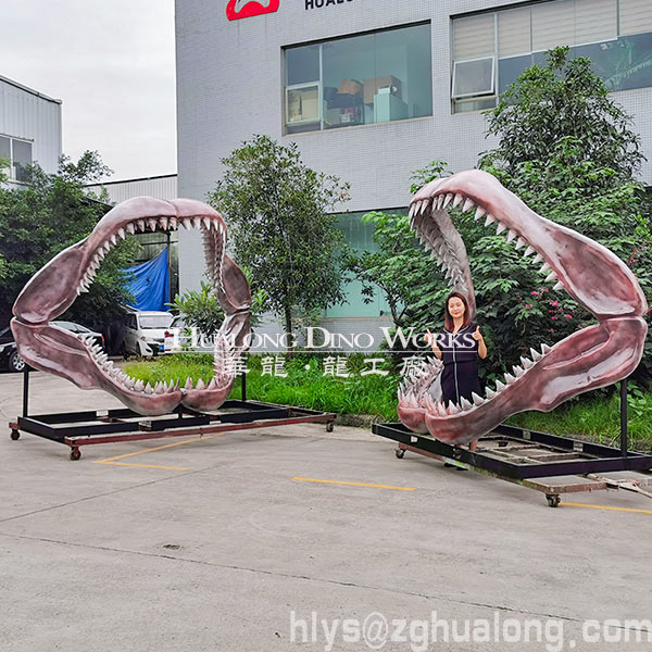 华龙艺术高仿真远古鲨鱼化石骨架高2.5M