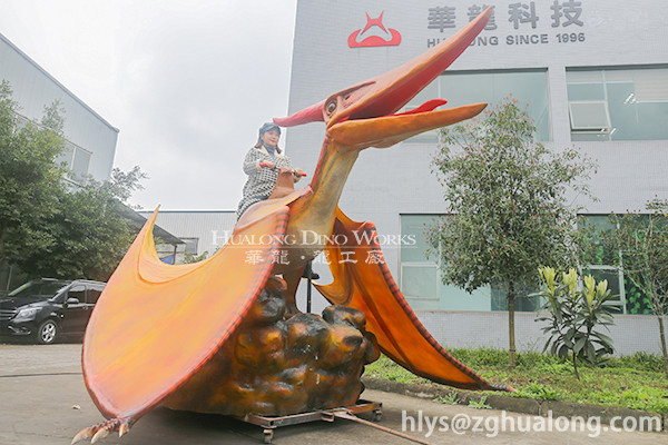 华龙艺术骑乘恐龙