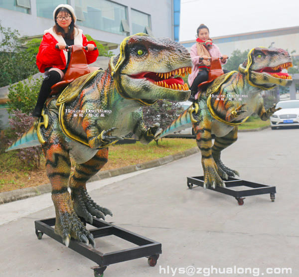 华龙艺术质优的仿真盔甲霸王龙模型