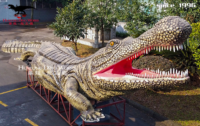 华龙科技 商场美陈创意动物造型定制厂家